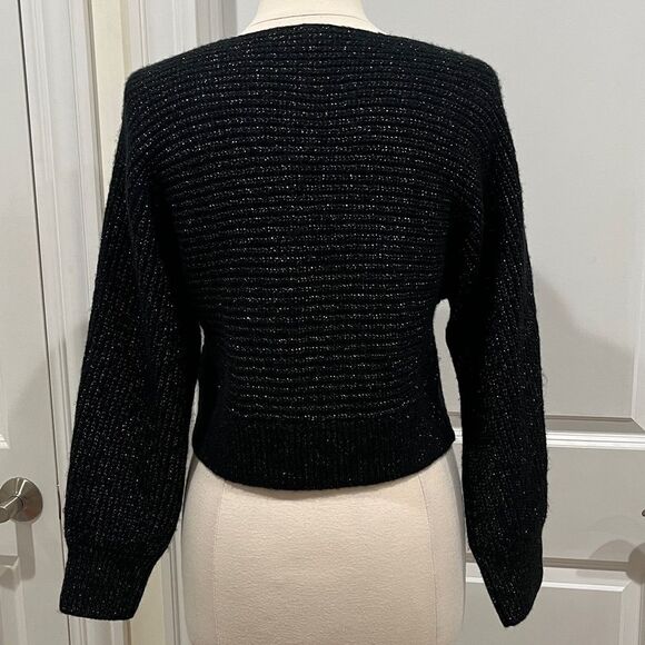 New! Abercrombie & Fitch Black Sweater w/ Metallic threading Size XS NWT - Picture 6 of 12